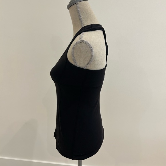 Lululemon Scoop Neck Tank - Picture 3 of 3